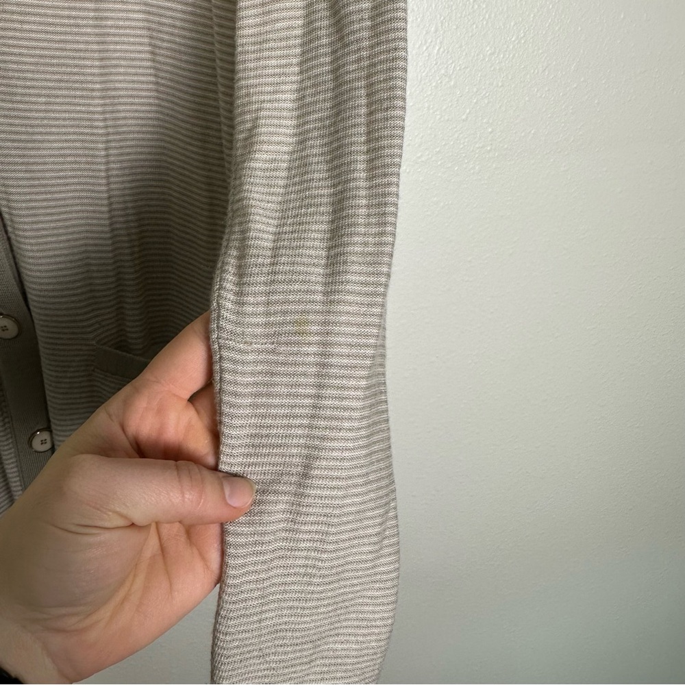 J CREW Womens Med Merino Wool Preppy Beige Stripe Lightweight Cardigan Sweater - Picture 7 of 7